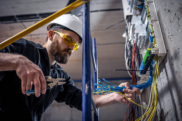 Best Emergency Electrician Near Me  in Toluca, IL